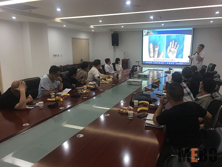 mg冰球突破豪华版(试玩)官方网站